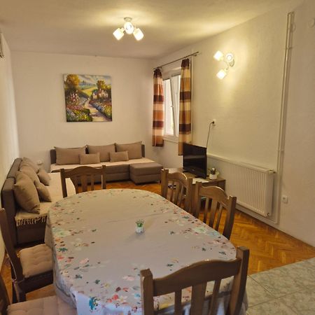 Apartments Veni Up ستاريغغاد باكلينتسا المظهر الخارجي الصورة