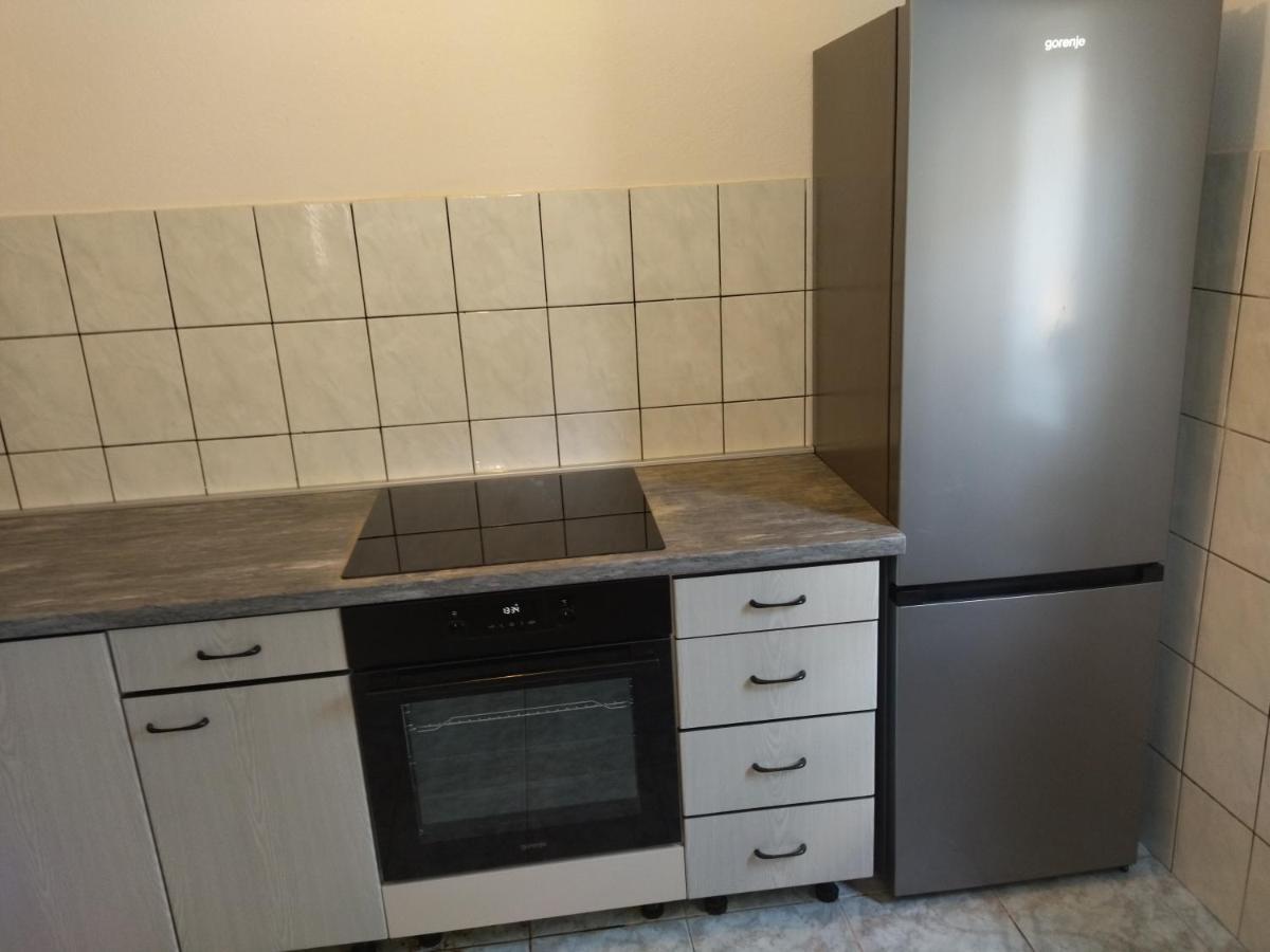 Apartments Veni Up ستاريغغاد باكلينتسا المظهر الخارجي الصورة