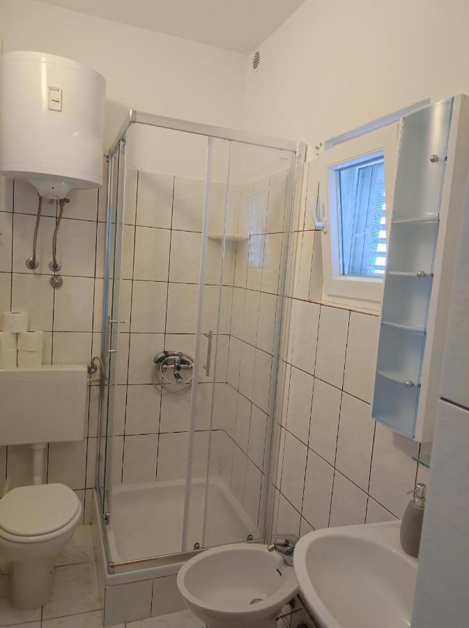 Apartments Veni Up ستاريغغاد باكلينتسا المظهر الخارجي الصورة