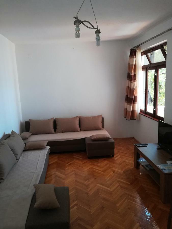 Apartments Veni Up ستاريغغاد باكلينتسا المظهر الخارجي الصورة
